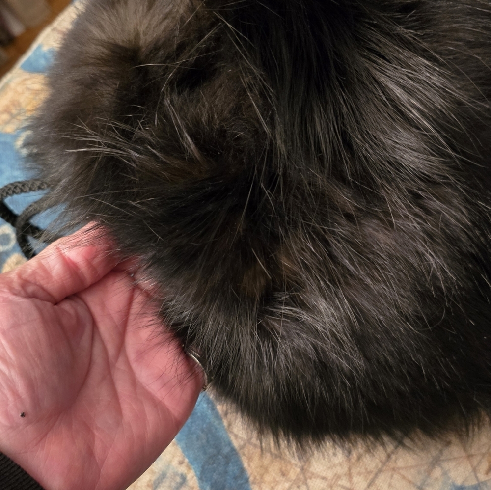 Hand muff - Picture 3 of 3